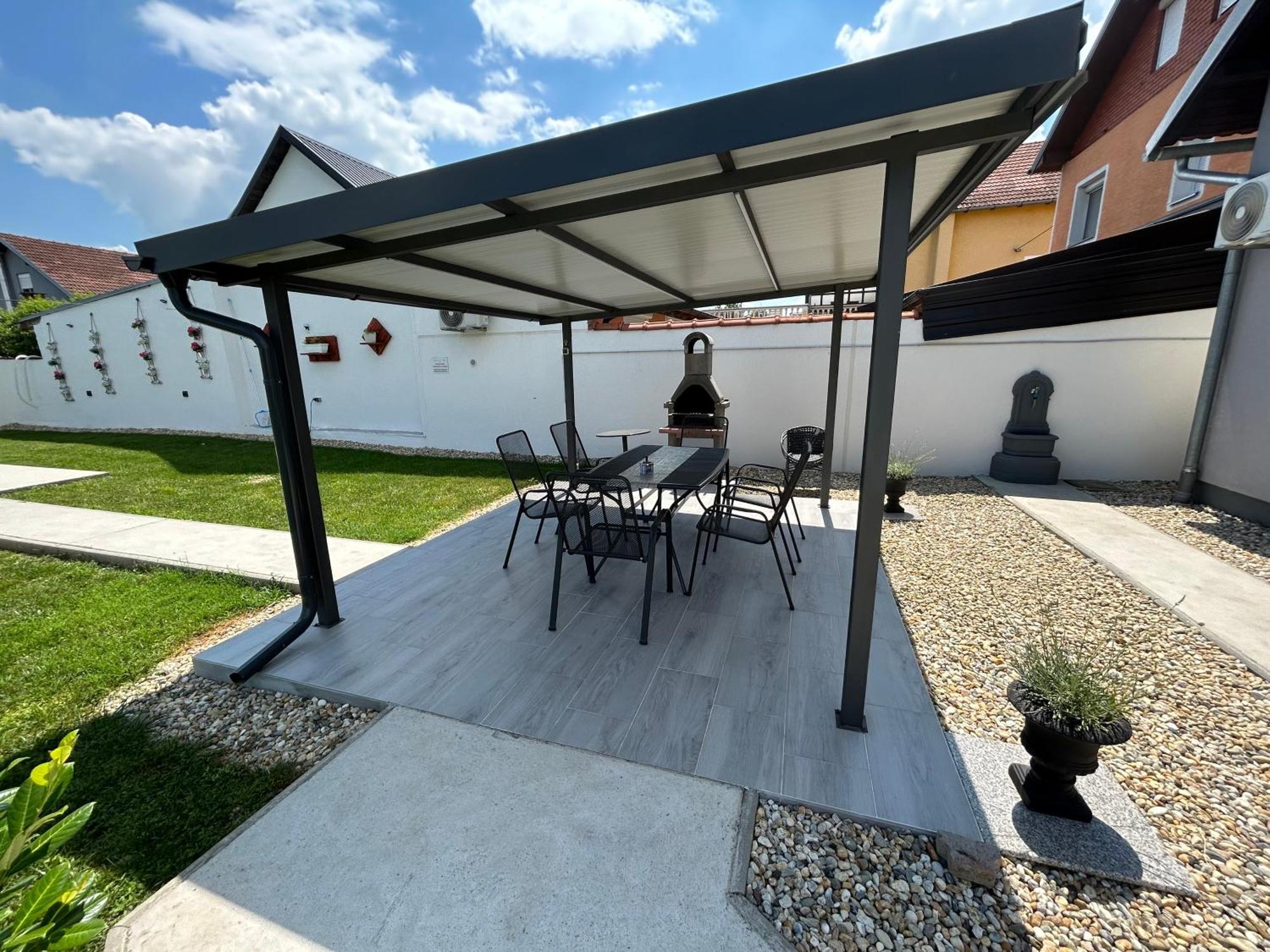 Apartmani Ana Vukovar Zewnętrze zdjęcie