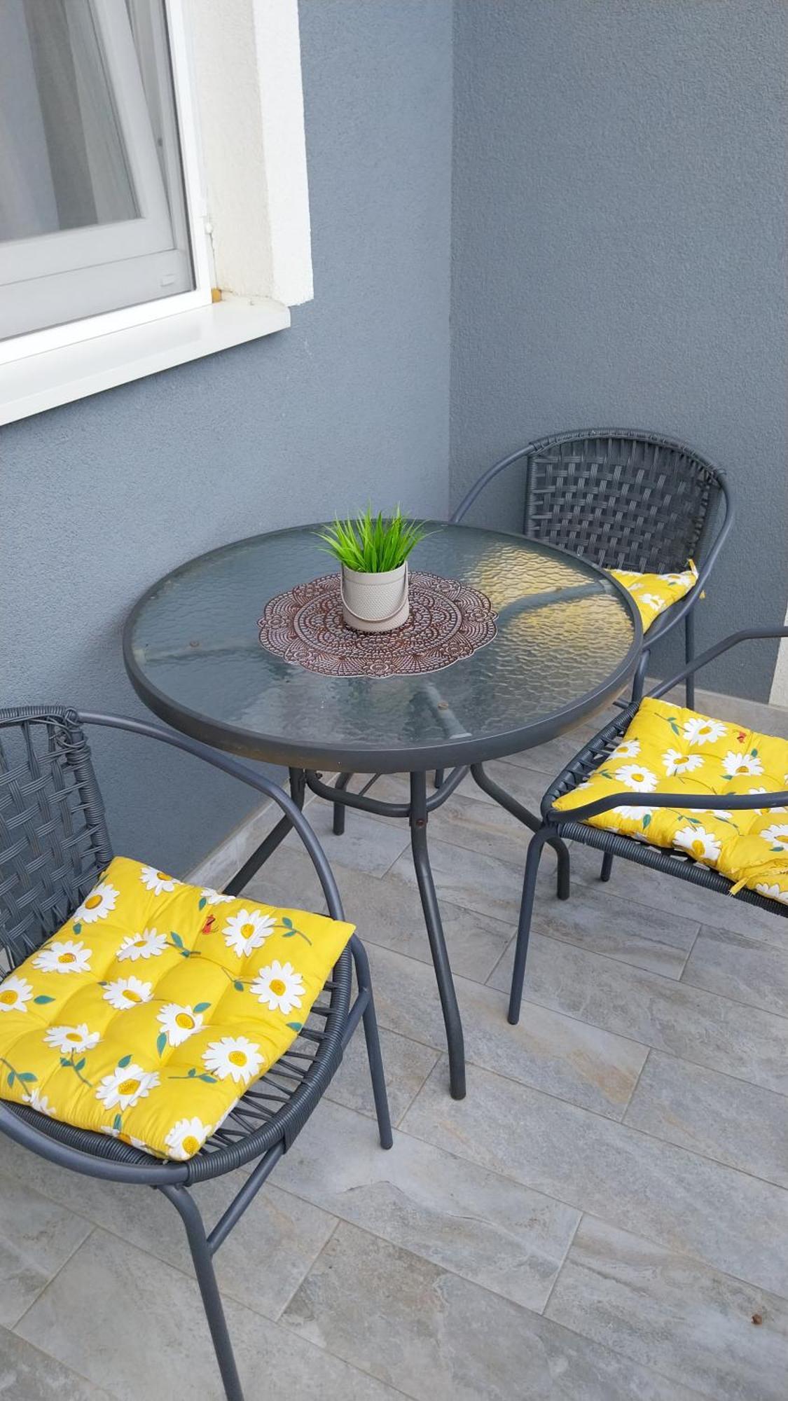 Apartmani Ana Vukovar Zewnętrze zdjęcie